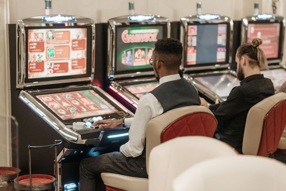 777 slots Canada real-money online play